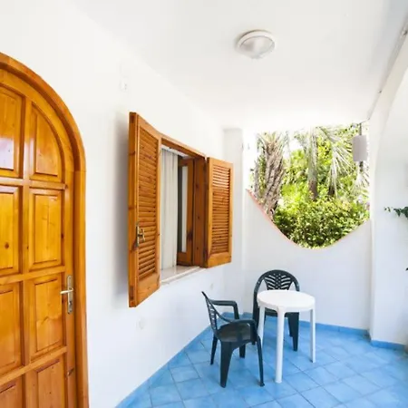 地中海公园温泉酒店 4*