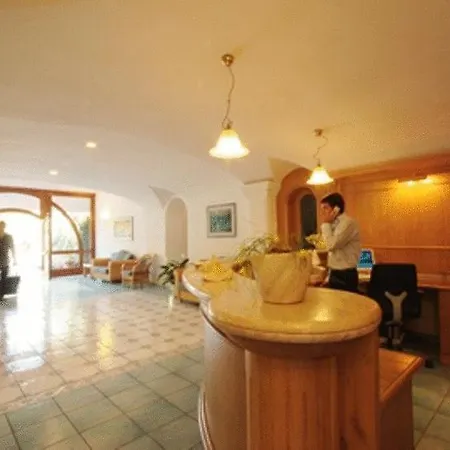 地中海公园温泉酒店