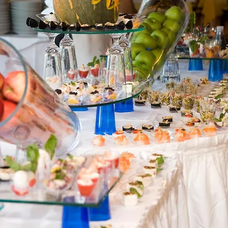 地中海公园温泉酒店 4*